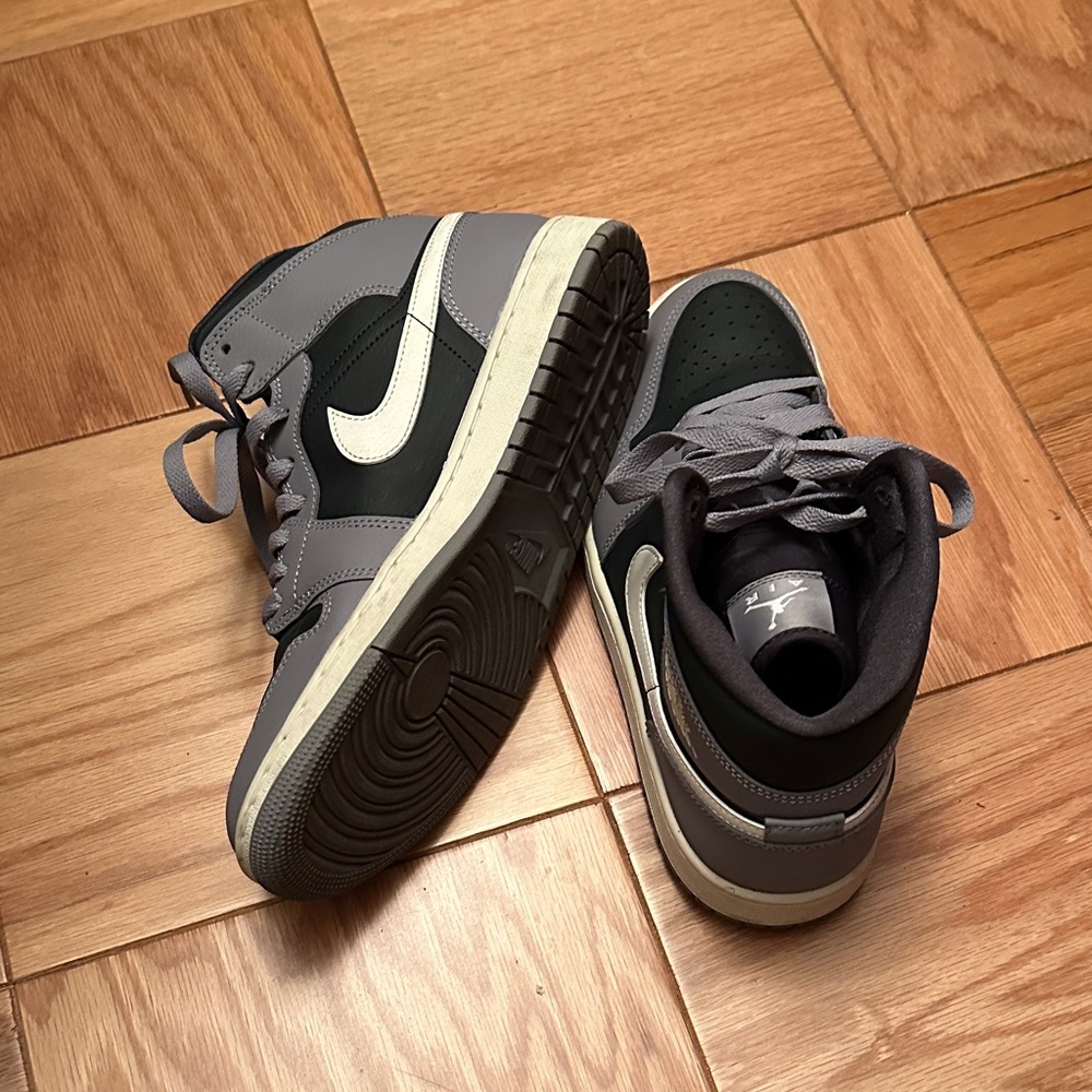 Air Jordan Black and Gray High-Top Sneakers - Picture 6 of 8